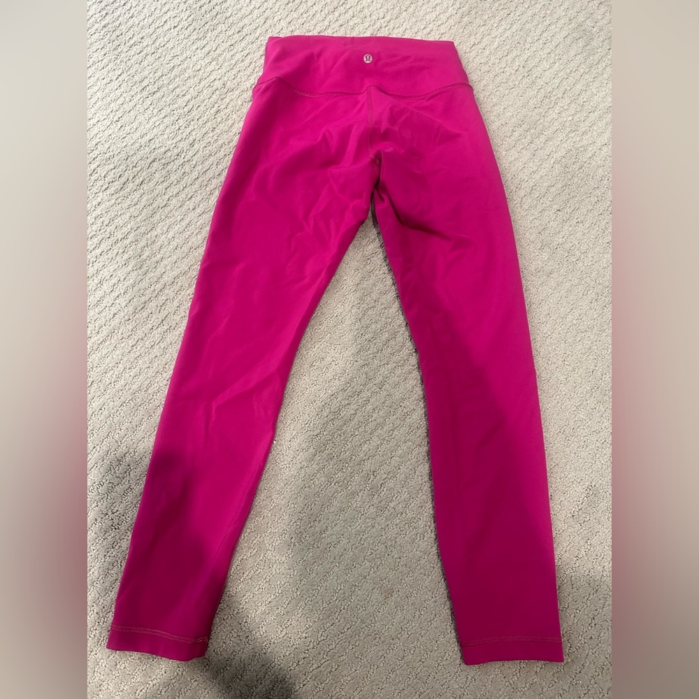 Like new LULULEMON leggings hot pink